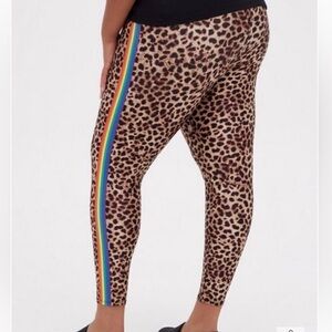 Torrid 3 Leopard Print Leggings with Rainbow Stripe NWT 3x Pride Athlesiure